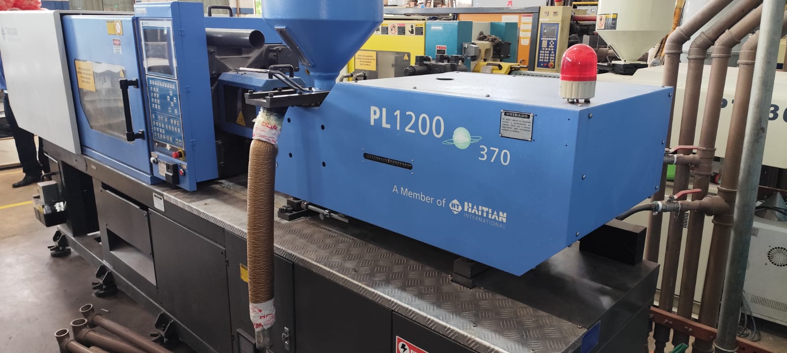 Injetora Haitian PL 120 ton